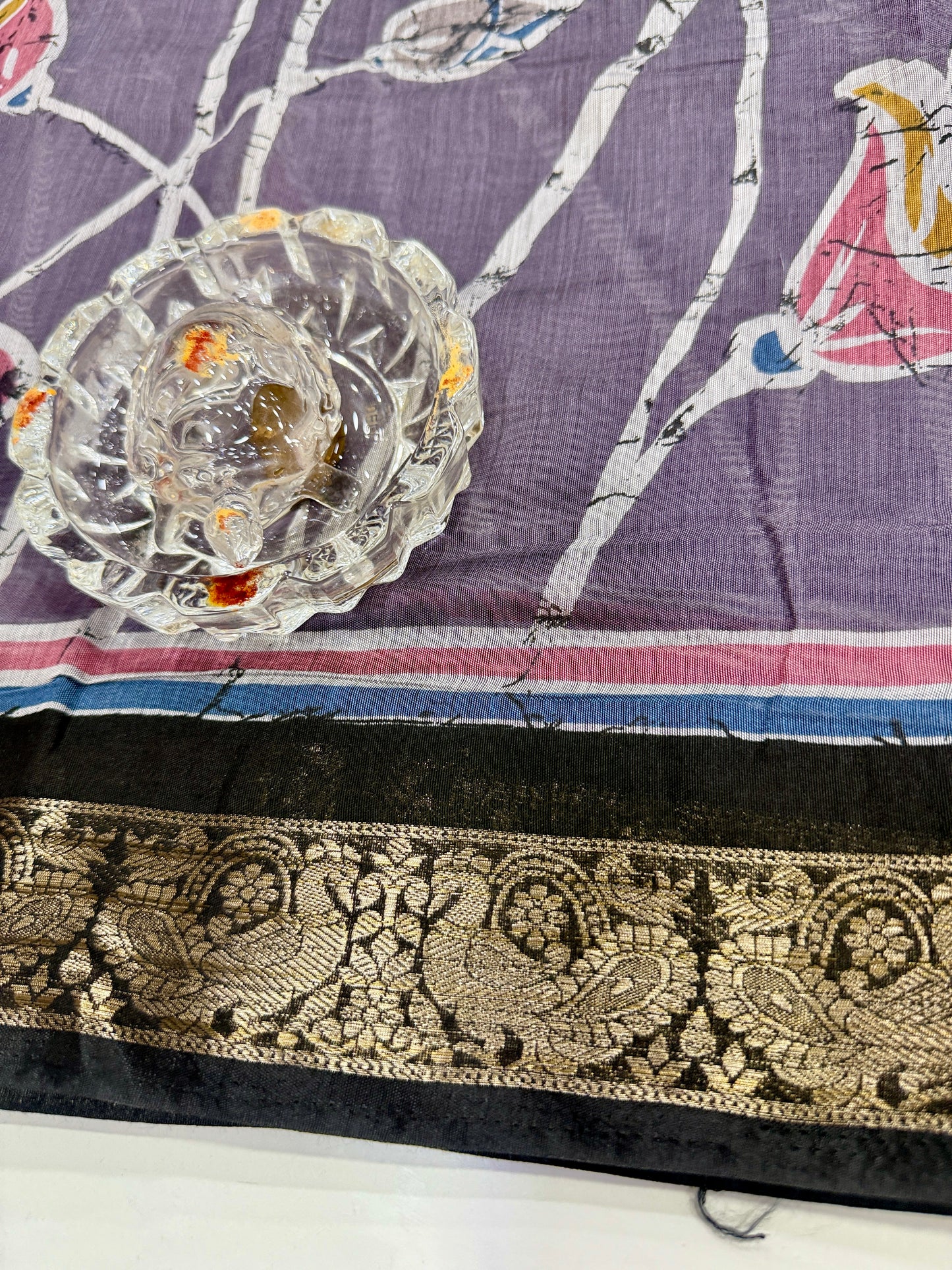 Chennuri silk style printed saree with traditional artwork border and unstitched blouse fabric for women