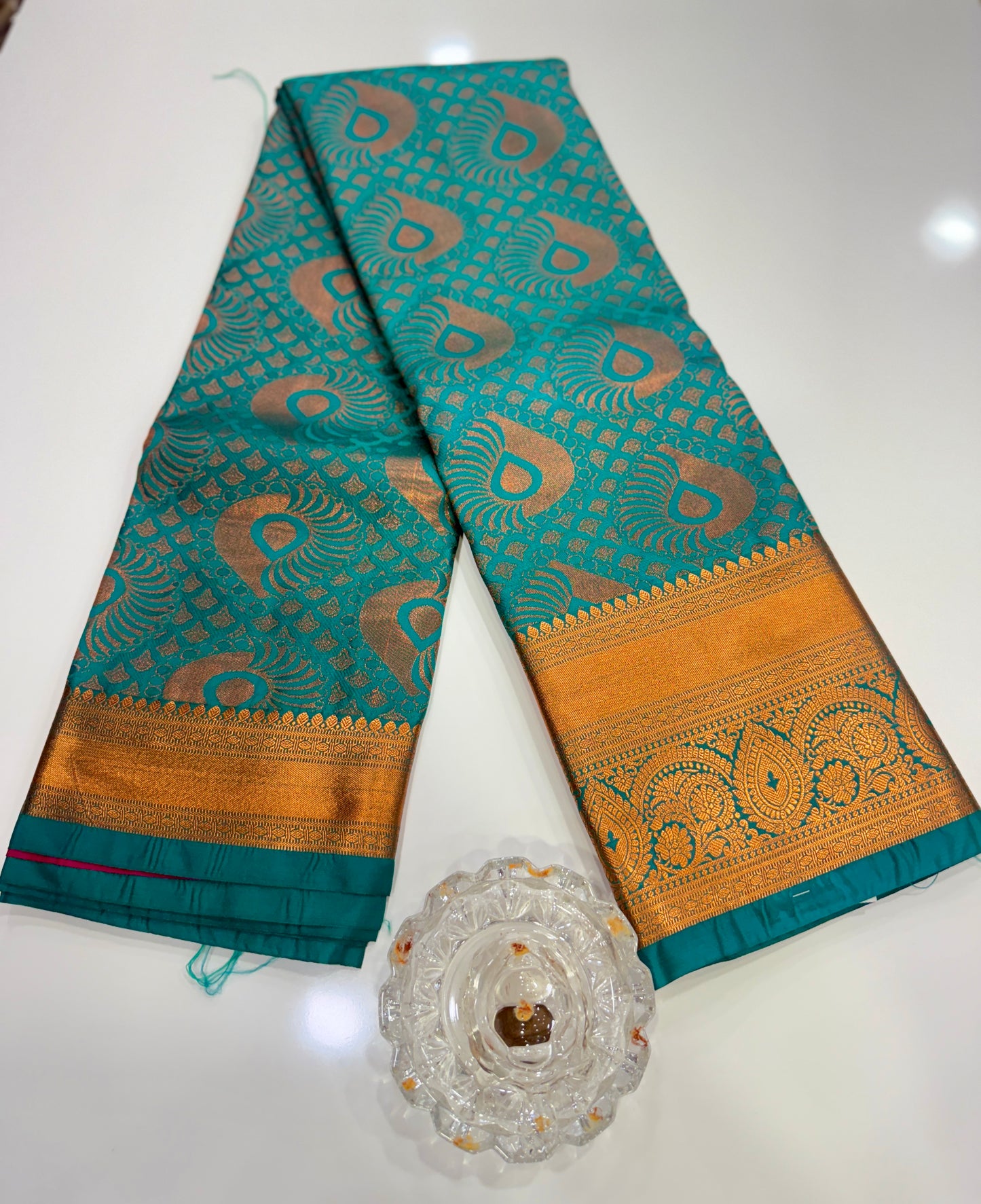 Bridal Soft Silk Saree with Jacquard Weaving & Contrast Border for Women