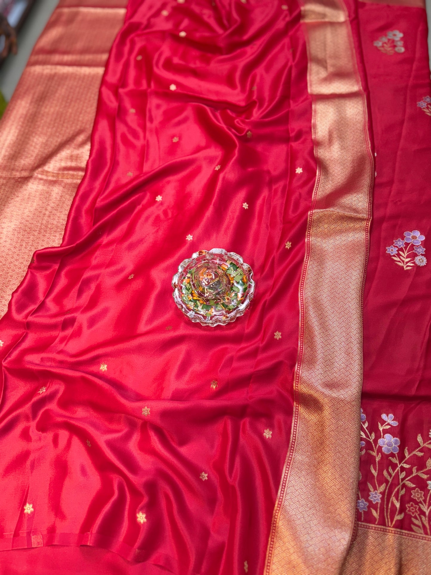 Mashru silk saree with floral zari weaving and blouse piece for women