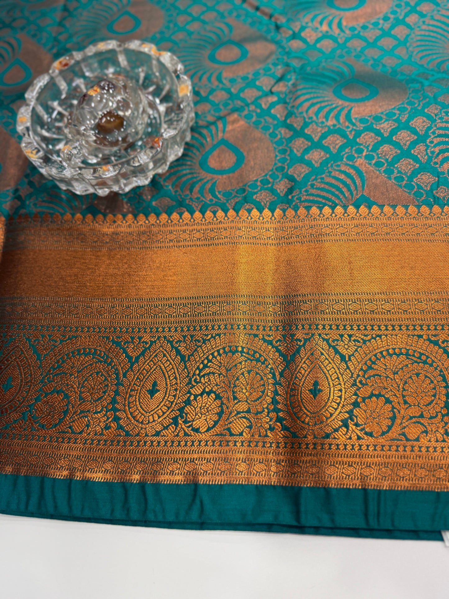 Bridal Soft Silk Saree with Jacquard Weaving & Contrast Border for Women