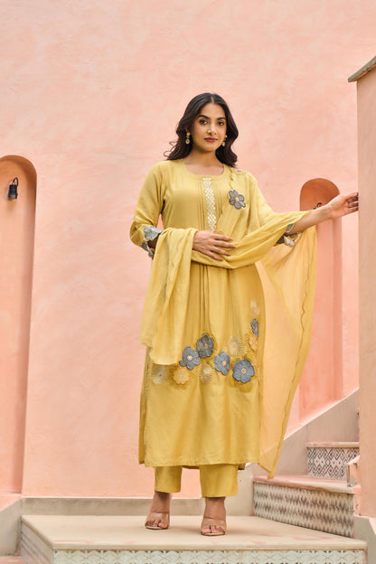 mal chanderi kurta pant & dupatta set