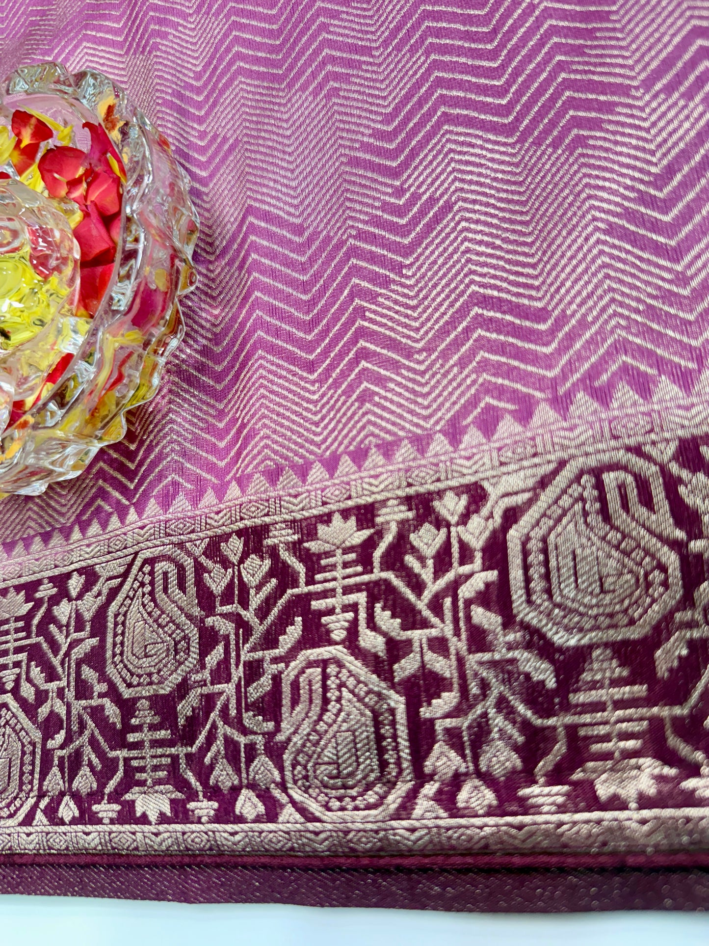 Pure Crepe Saree with Designer Contrast Blouse – Lightweight Festive Wear for Women