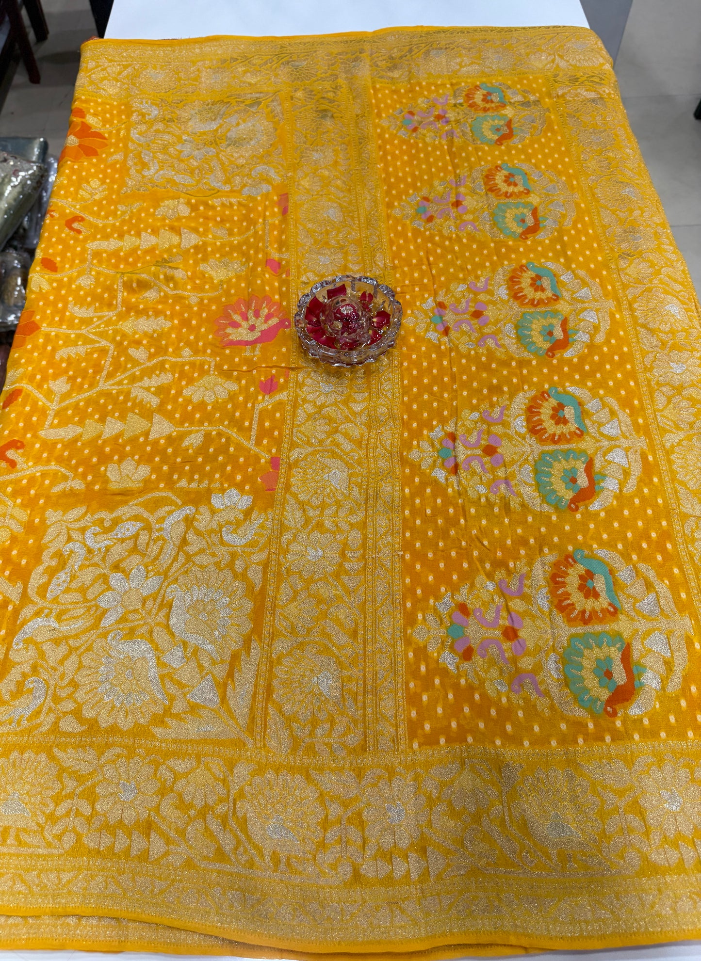 Pure Kaddi Georgette Zari Weaving Saree in Mustard Yellow with All-Over Jaal and Floral Buti Work – Festive & Wedding Wear Saree for Women