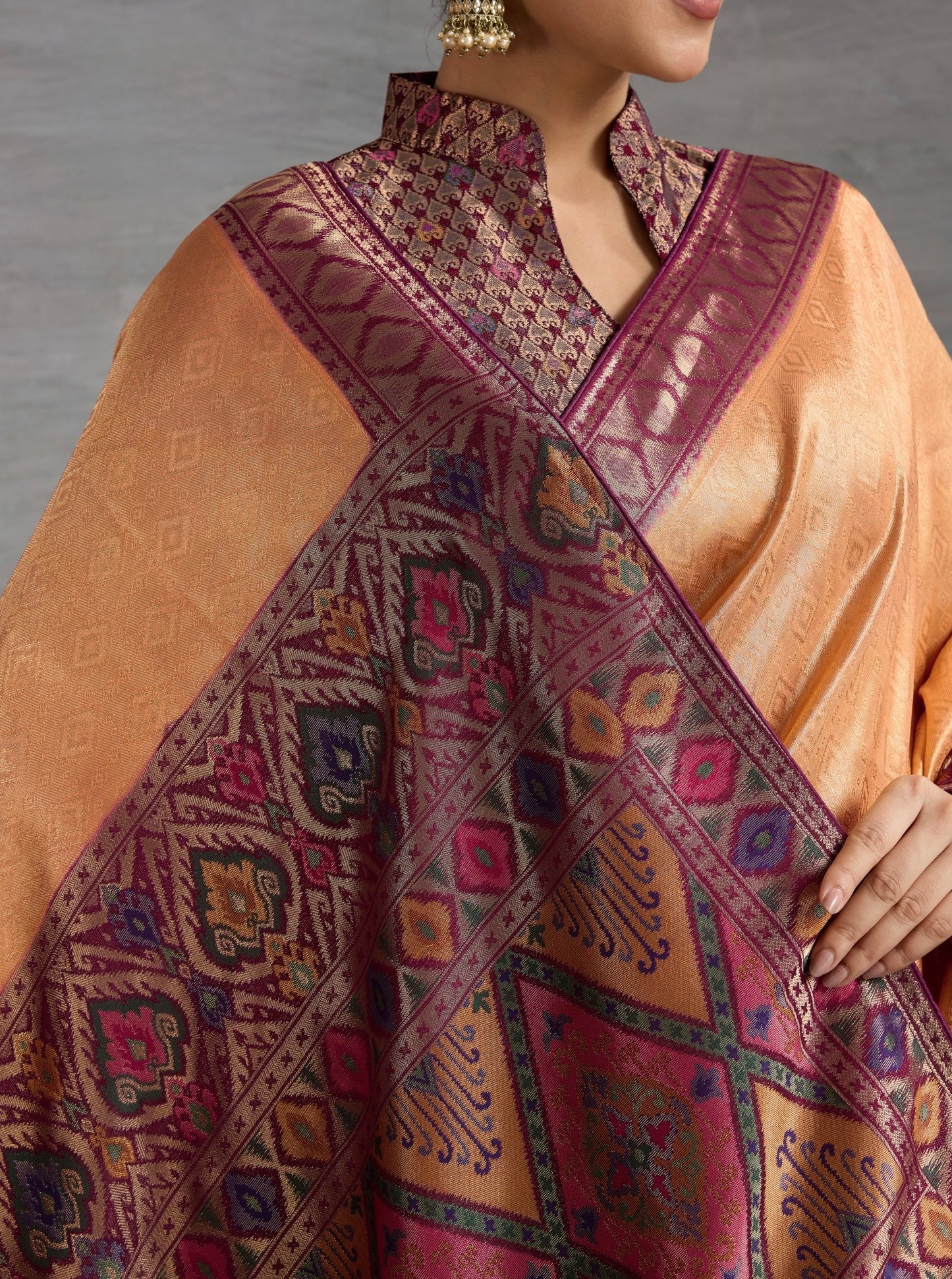 Kanjivaram Soft Silk Saree with Double Zari Weaving and Meenakari Pallu for Women