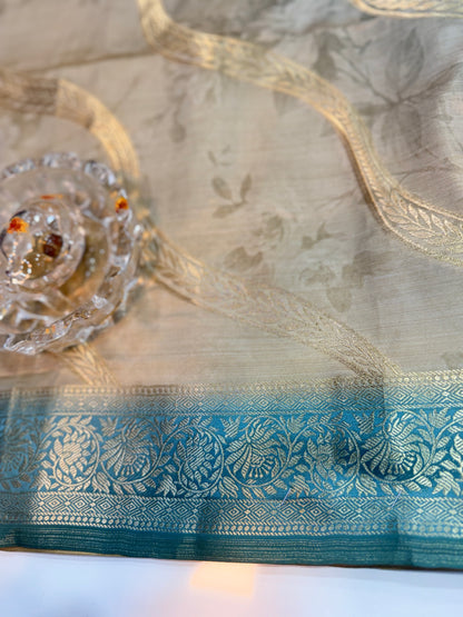 Bamboo Silk Floral Printed Saree with Rich Decorative Pallu, All Over Rich Leheriya Pattern