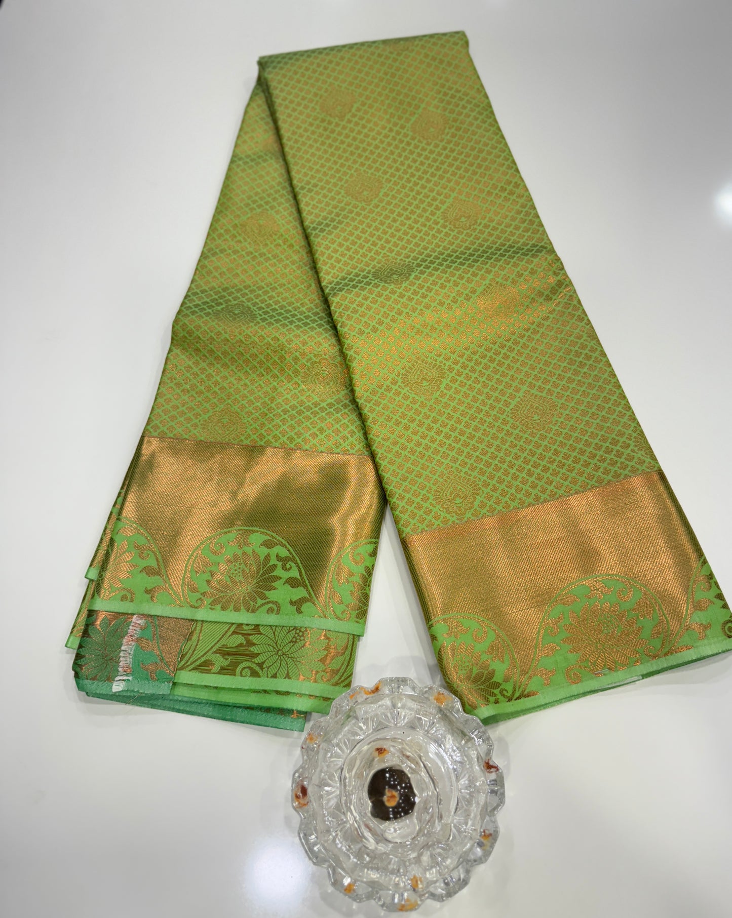 Soft Silk Saree with Traditional Zari Border and All-Over Weaving Design for Women