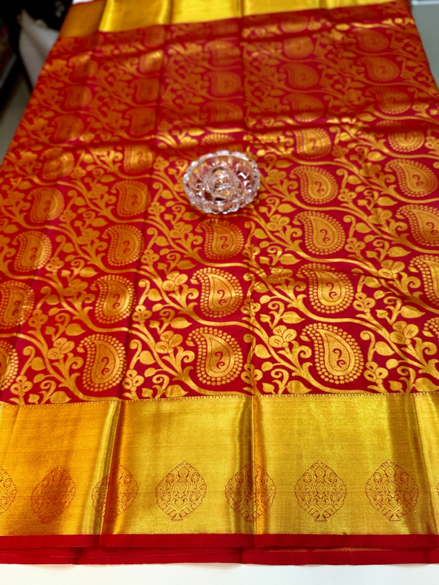 Bridal Kanchipuram Style Silk Saree with Rich Zari Border – Festive Wear