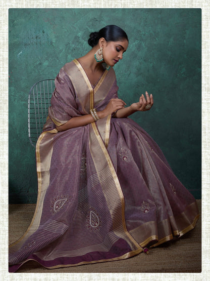 linen tissue saree with handwork motifs, lace detailing, and designer blouse – lightweight ethnic wear for women
