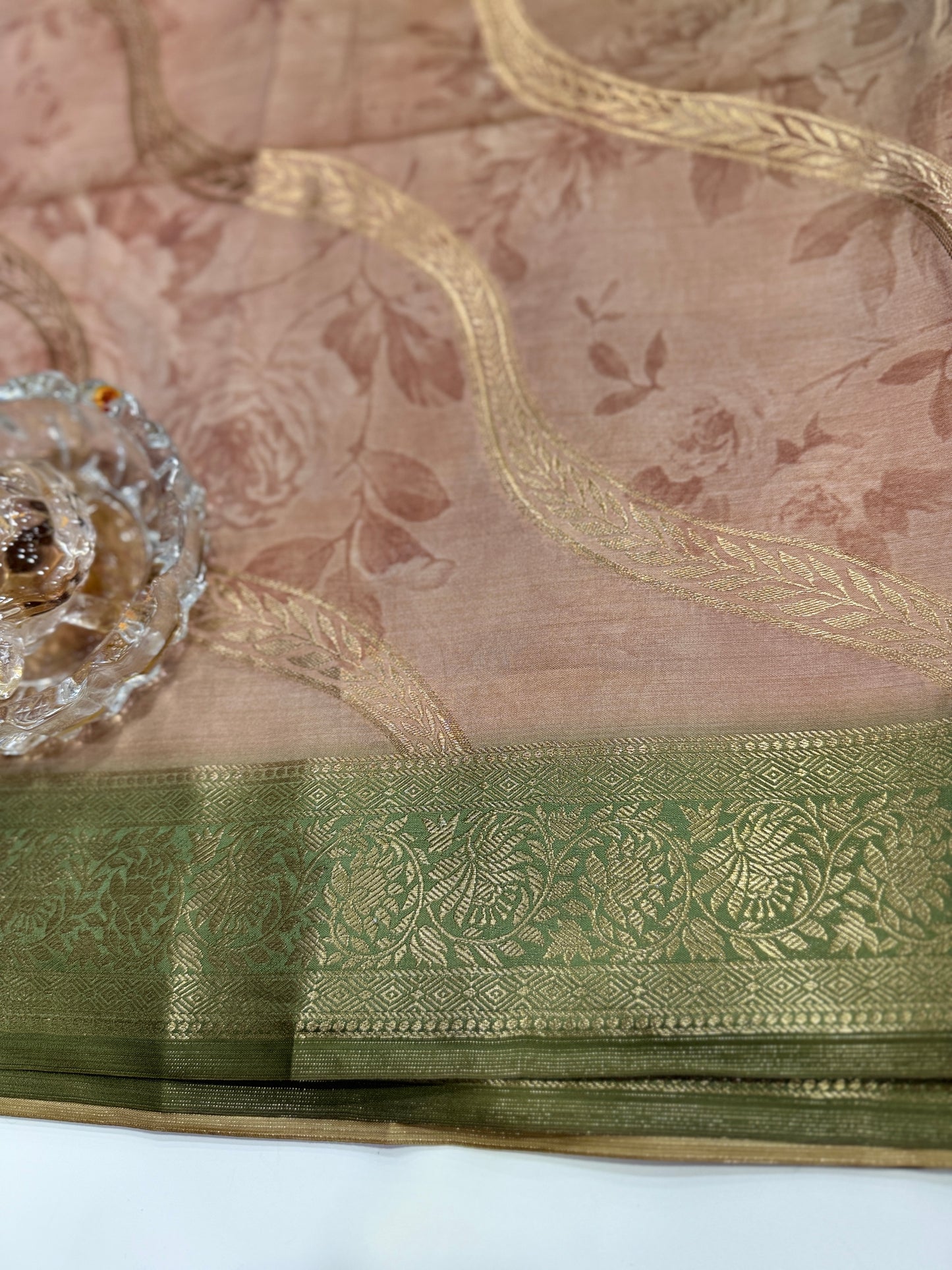 Bamboo Silk Floral Printed Saree with Rich Decorative Pallu, All Over Rich Leheriya Pattern