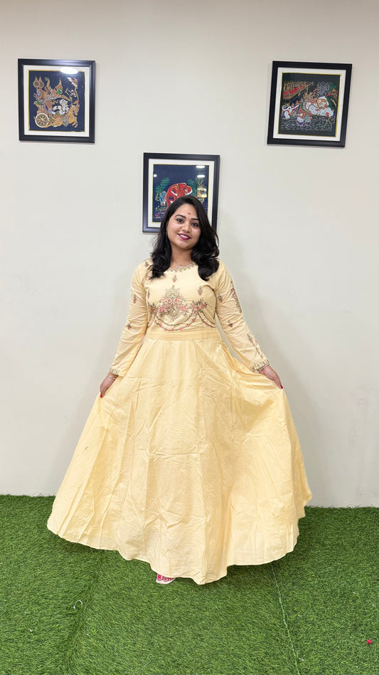 Long Embroidery Designer Wedding Party Wear Elegant Gowns
