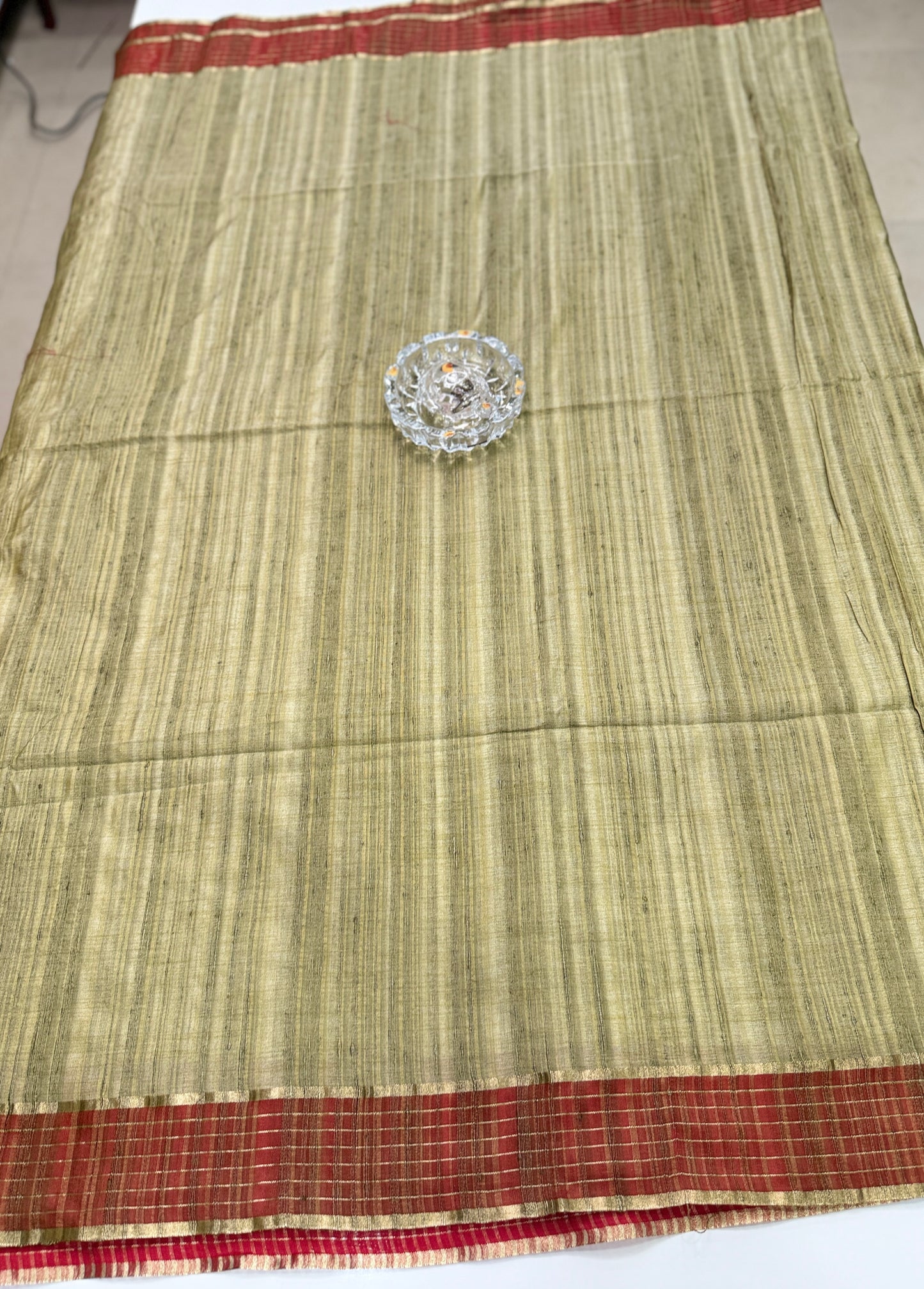 Handloom Style Katan Silk Saree with Red Zari Border – Elegant Office & Festive Wear Saree for Women