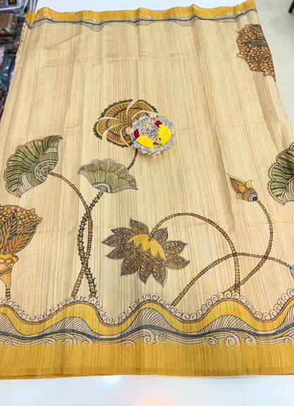 Silk Blend Printed Saree with Traditional Art Motifs and Glossy Texture – Festive Wear for Women