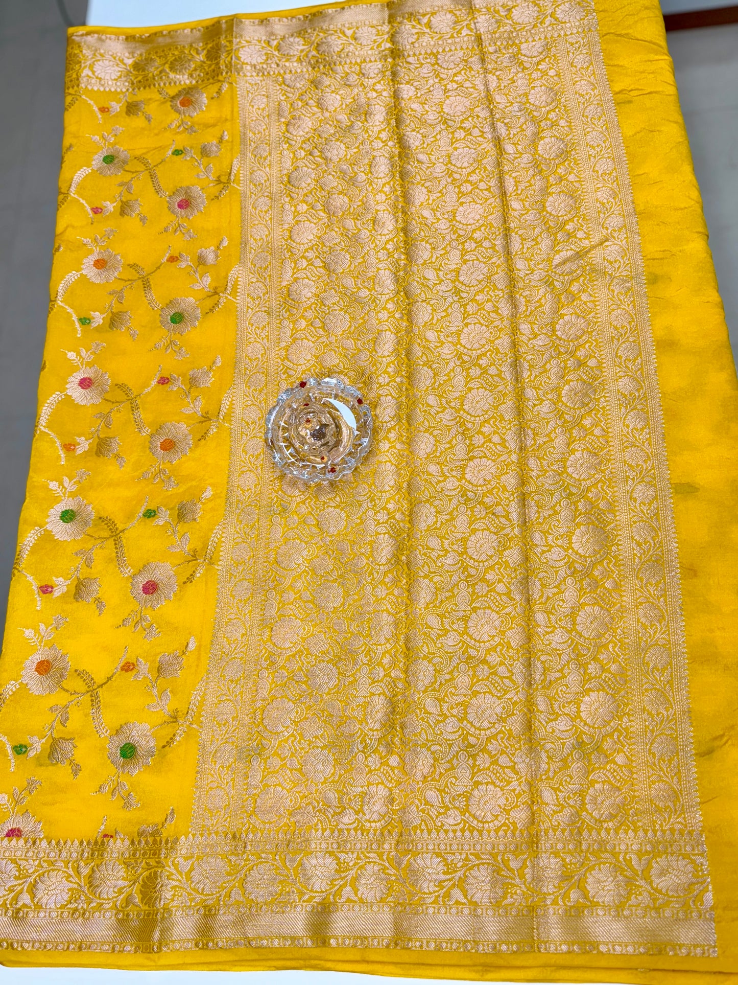 Banarasi Semi Dupion Silk Saree with Jaal Meenakari Design and Gold Zari Weaving Blouse Piece