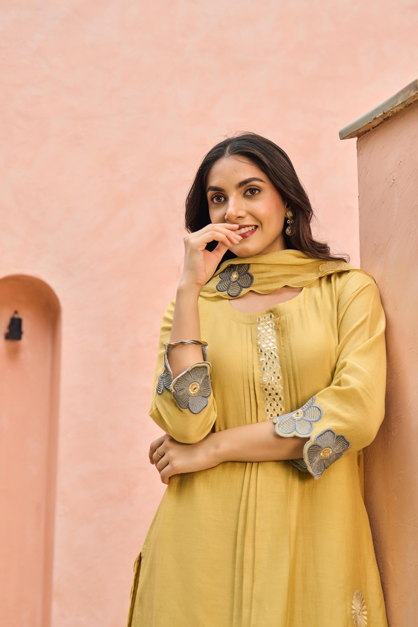 mal chanderi kurta pant & dupatta set