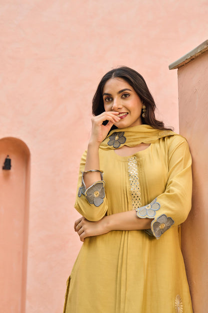 mal chanderi kurta pant & dupatta set