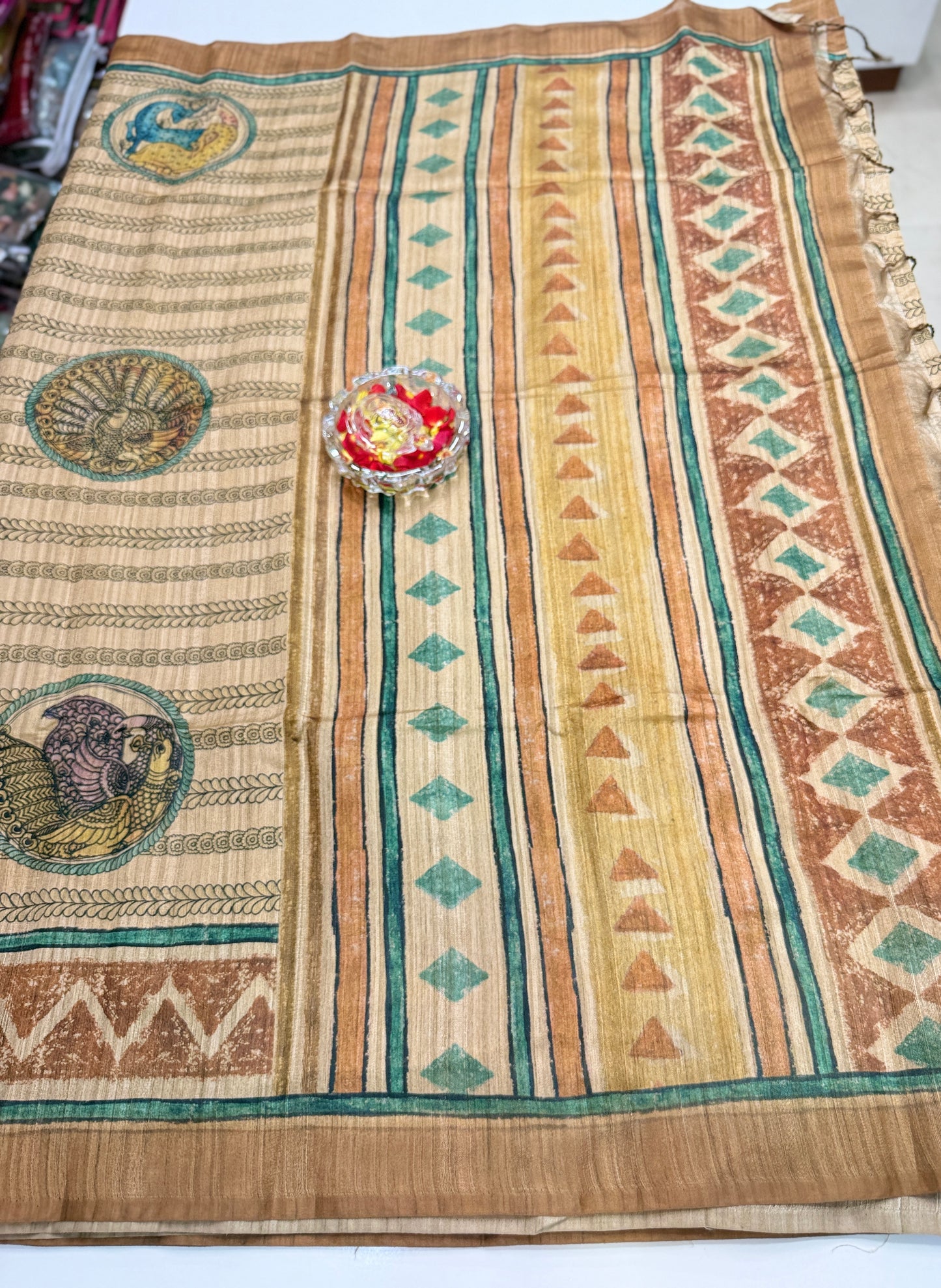 Silk Blend Printed Saree with Traditional Art Motifs and Glossy Texture – Festive Wear for Women