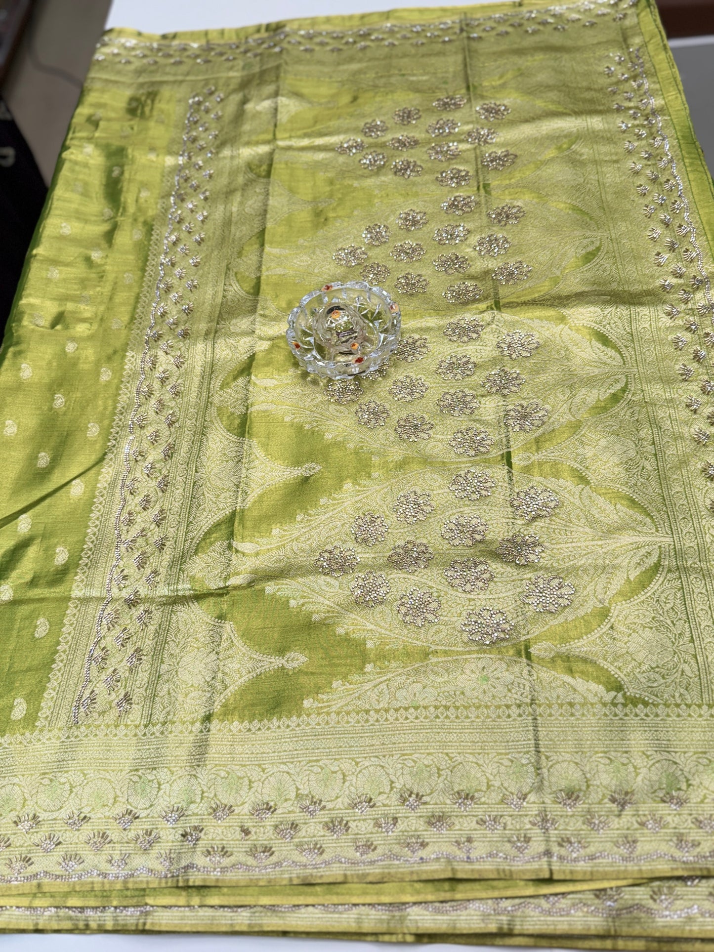 Rich Tissue Silk Saree with Heavy Zari Weaving and Ornate Border for Women