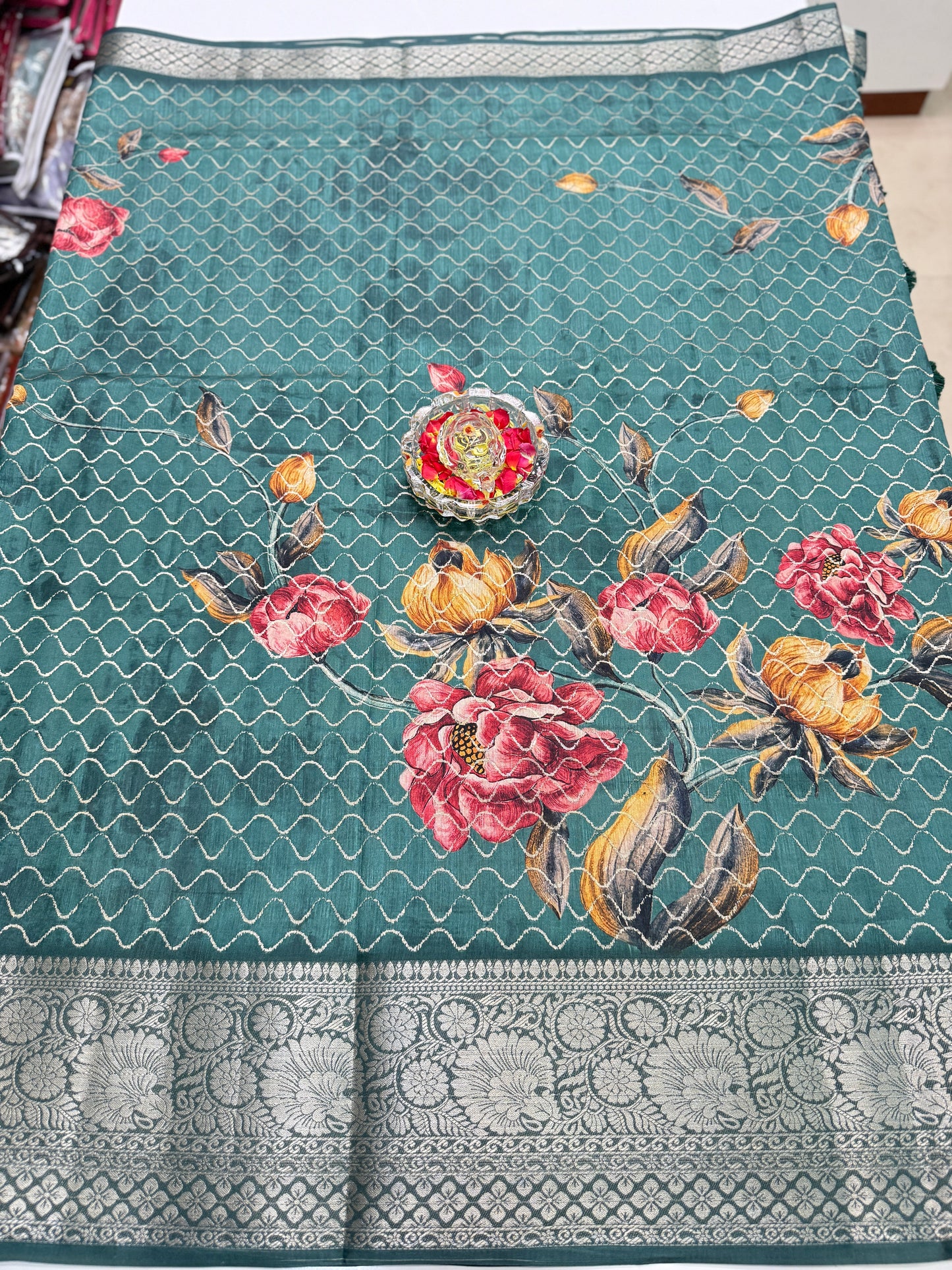 Kasargod-Style Silk Blend Saree with Zari Border and Rich Pallu – Festive Saree for Women