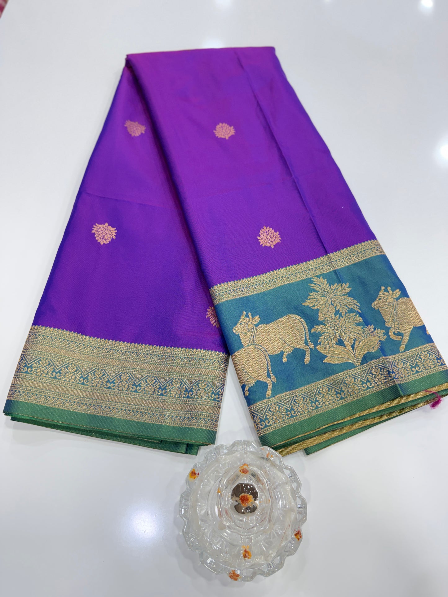 Handloom styled Silk Pichwai Saree with Woven Border and Contrast Blouse