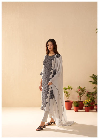 Crush Shimmer Kurta Pant Dupatta Set with Elegant Detailing Work for Women – Sizes M to XXL