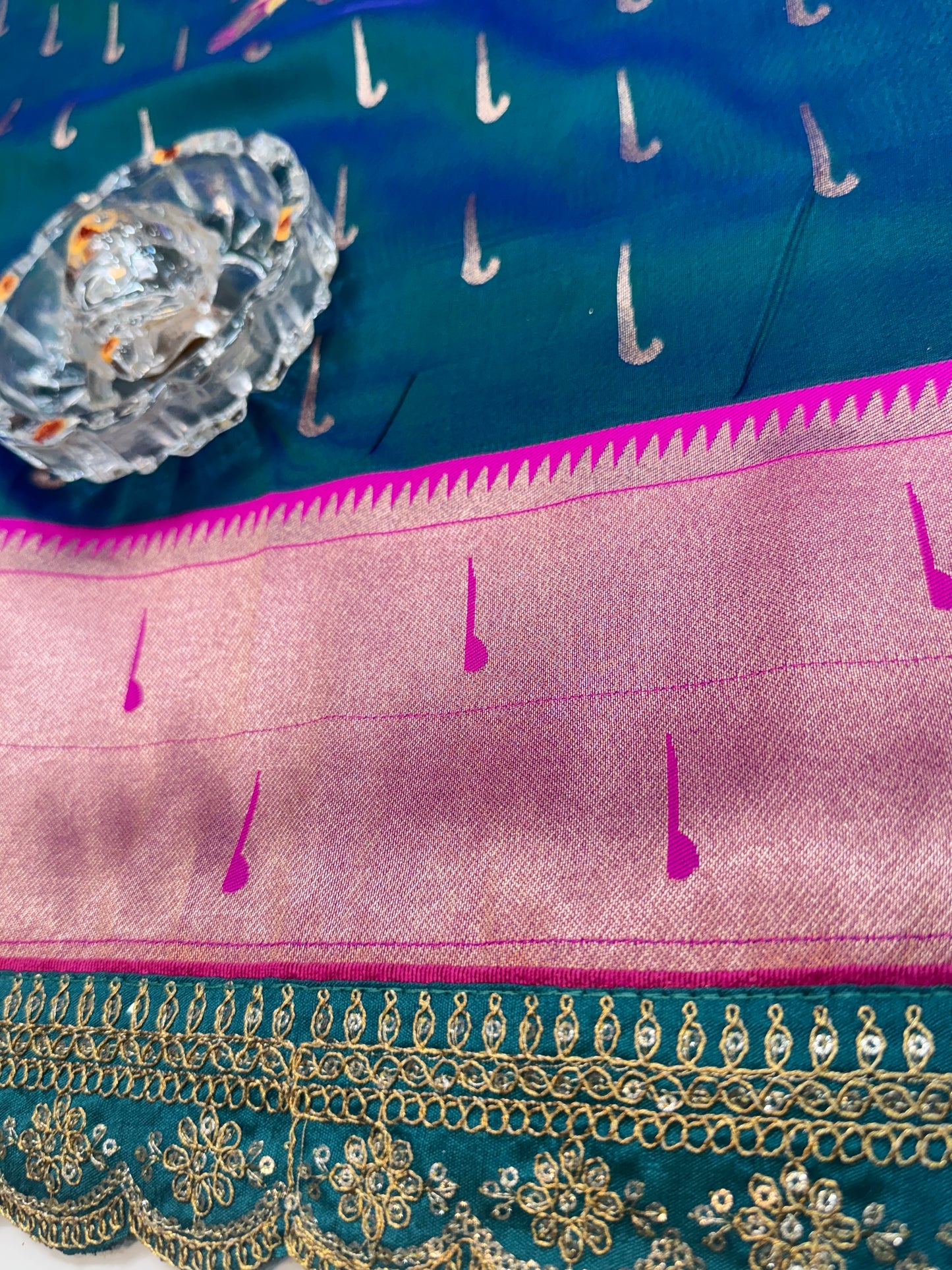 Paithani Lace Border Soft Silk Saree with Contrast Blouse for Women