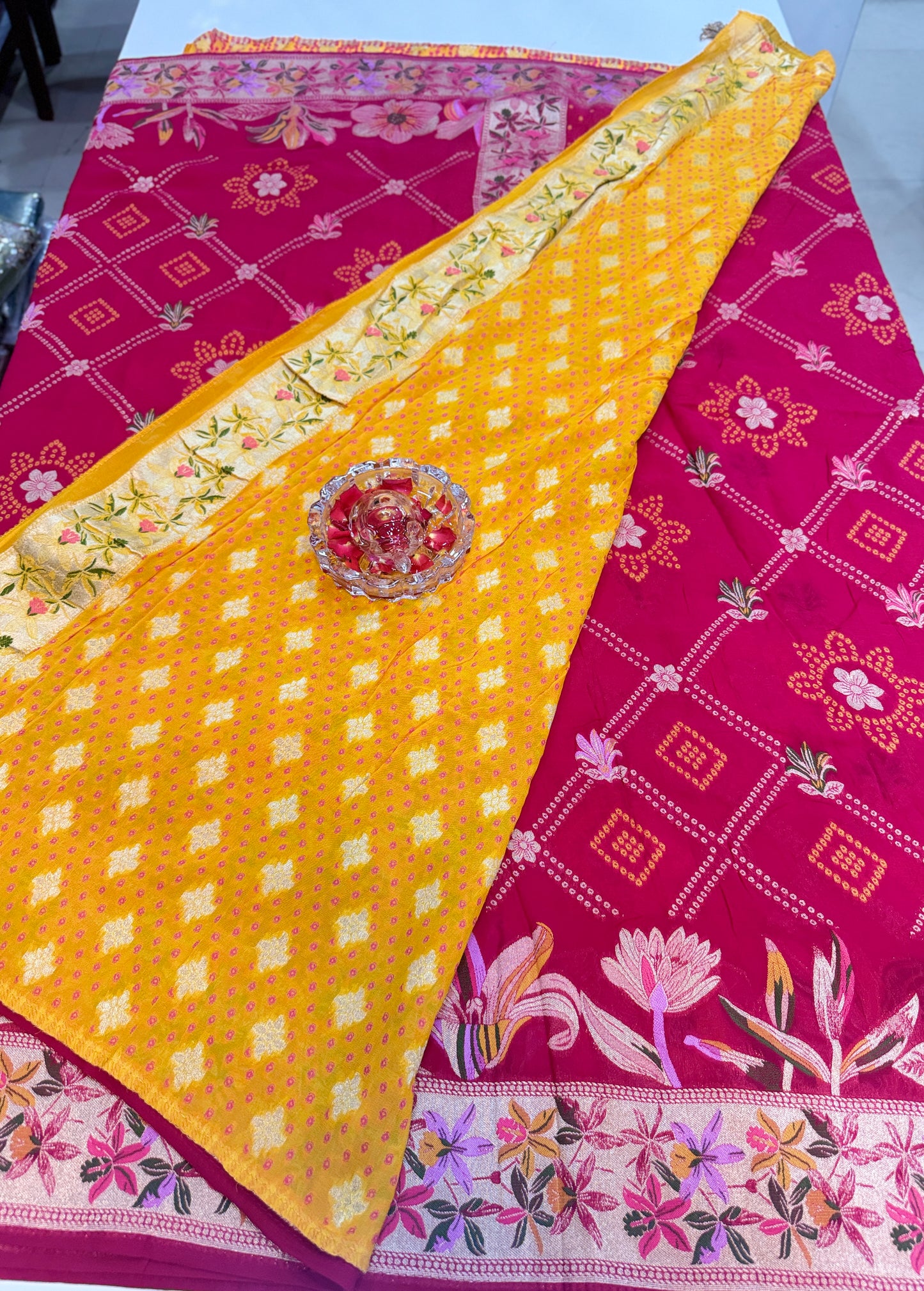 Pure Kaddi Georgette Zari Weaving Saree in Fuchsia Pink with Floral Jaal and Heavy Pallu – Festive and Wedding Wear Saree for Women