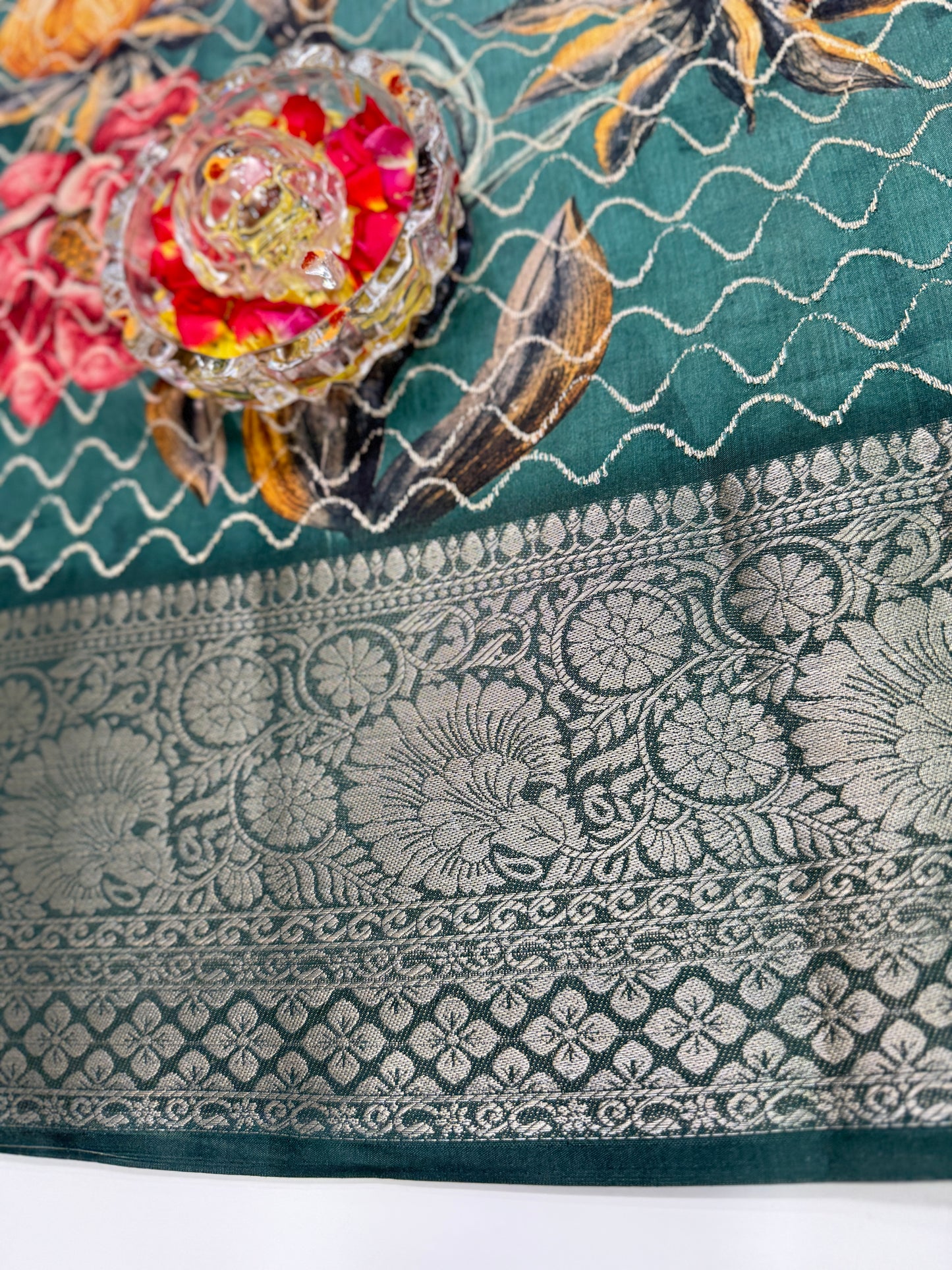 Kasargod-Style Silk Blend Saree with Zari Border and Rich Pallu – Festive Saree for Women