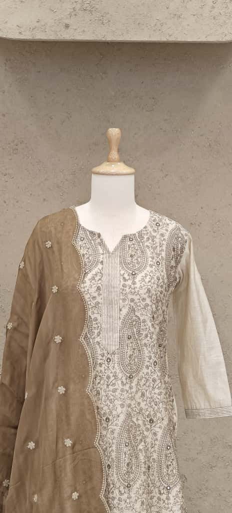 Jamdani Cotton-Lined Kurta Set with Handwoven Motifs and Dupatta – Elegant Festive Ethnic Wear for Women