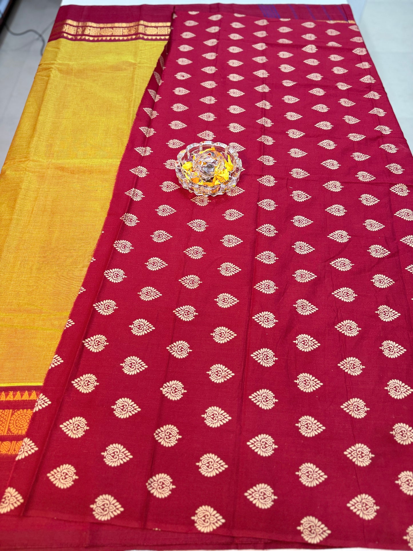 Chettinad Pure Cotton Saree with Zari Border – 80 Count, 20 Colours, 5.5m Length