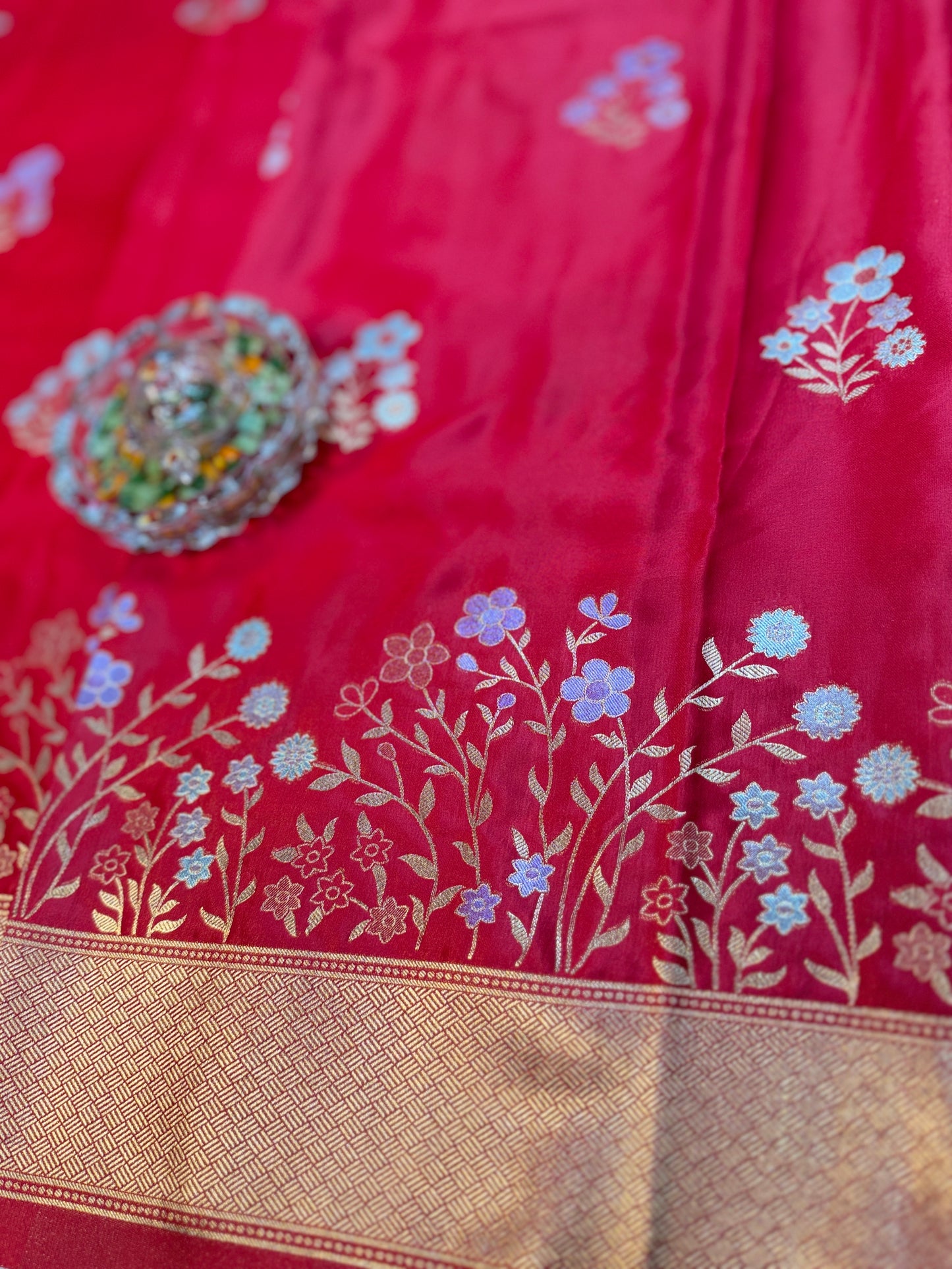 Mashru silk saree with floral zari weaving and blouse piece for women