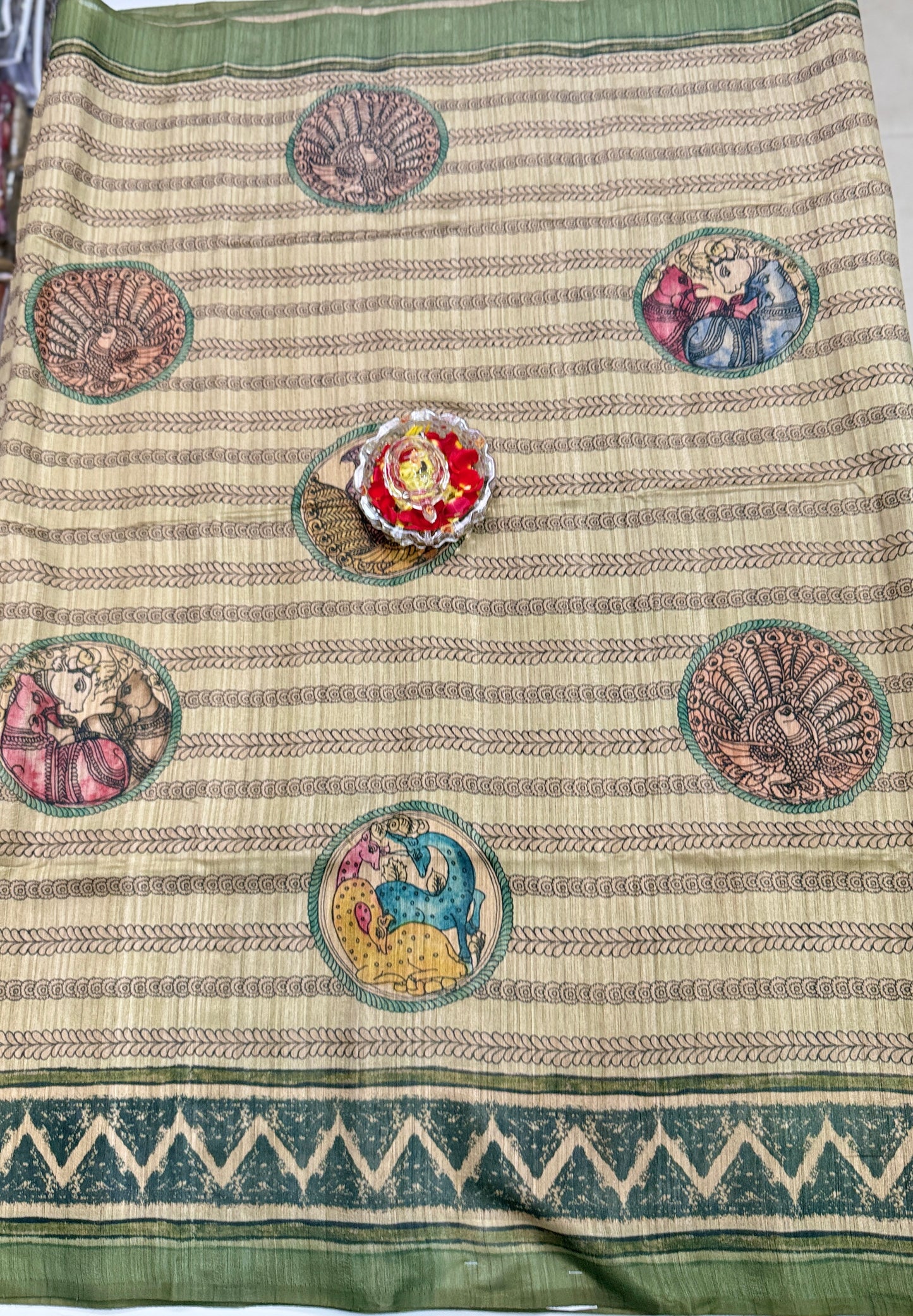 Silk Blend Printed Saree with Traditional Art Motifs and Glossy Texture – Festive Wear for Women