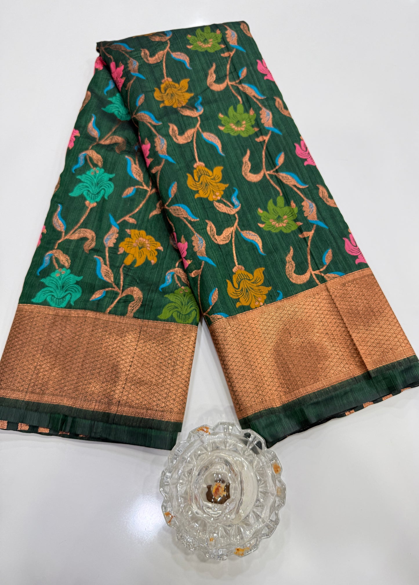 Soft silk saree with woven floral zari border and contrast pallu for women