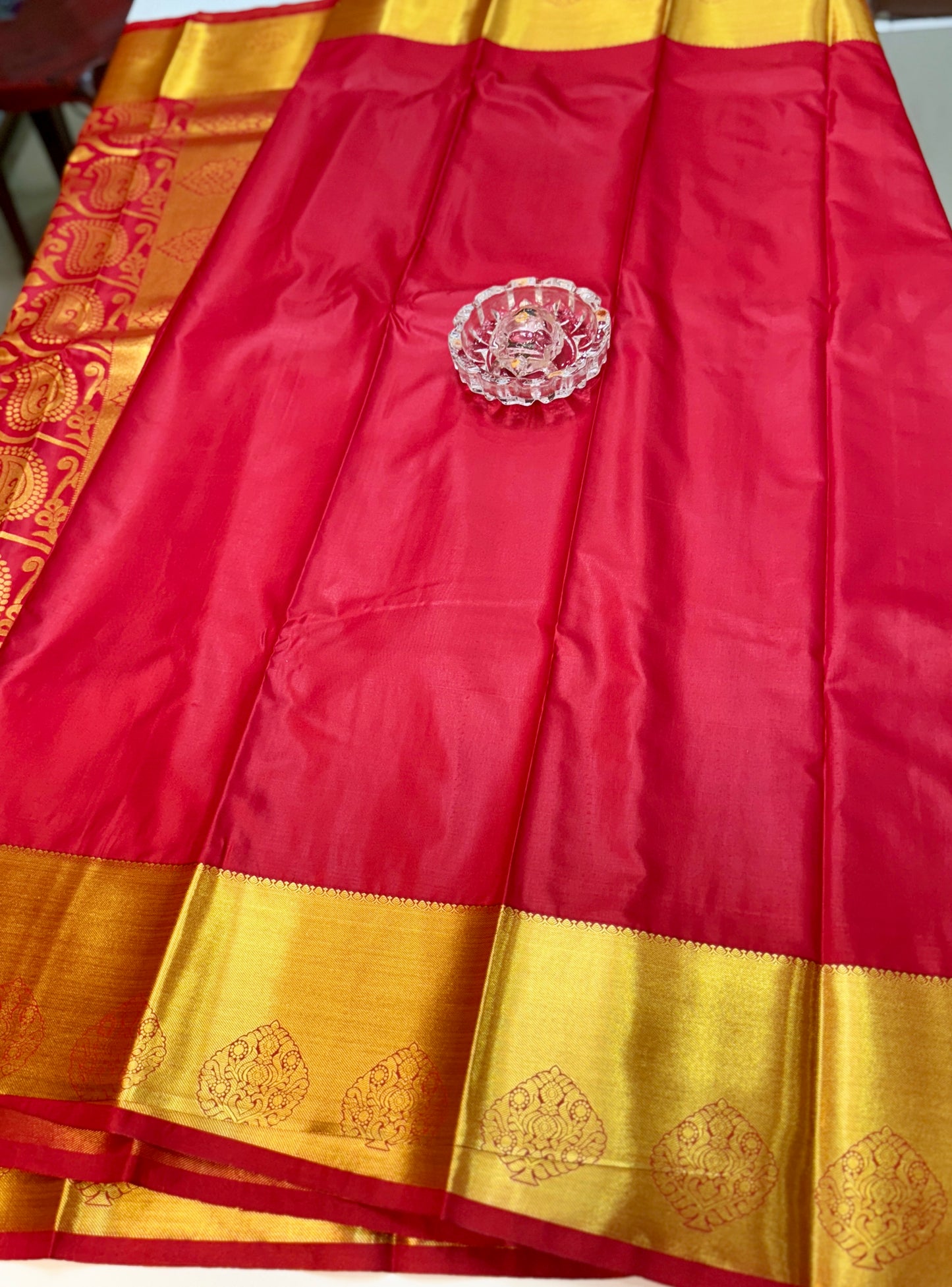 Bridal Kanchipuram Style Silk Saree with Rich Zari Border – Festive Wear
