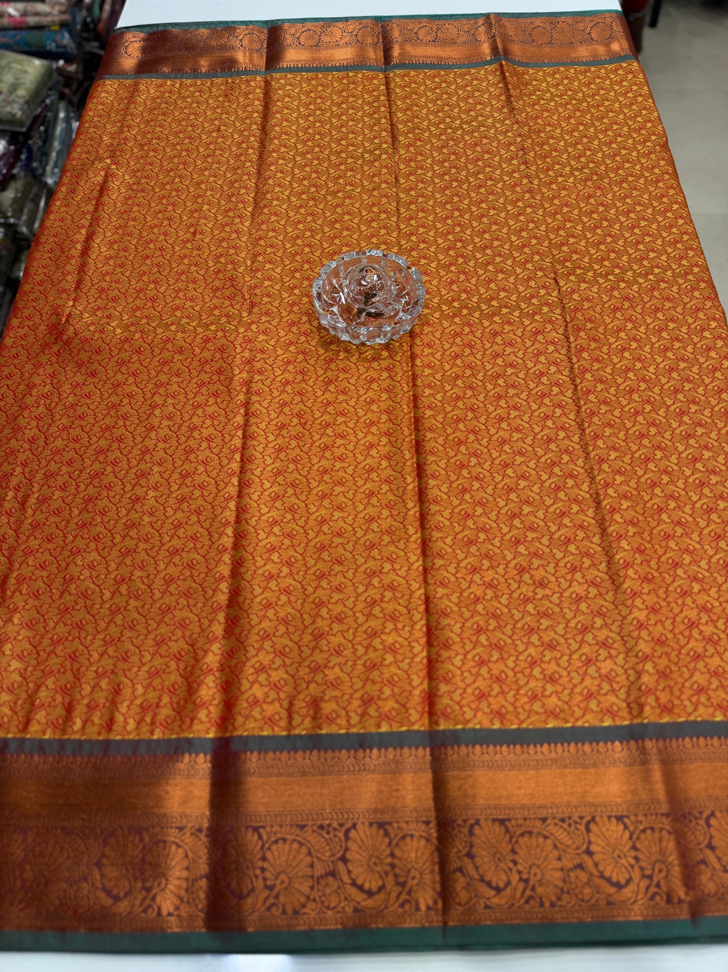 Soft Silk Saree with Samutrika Weaving and Contrast Zari Border for Women – Lightweight Festive Wear Saree