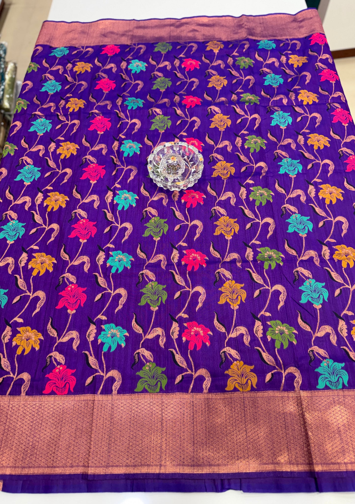 Soft silk saree with woven floral zari border and contrast pallu for women