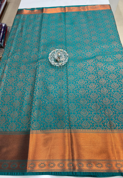 Bridal Soft Silk Saree with Jacquard Weaving & Contrast Border for Women