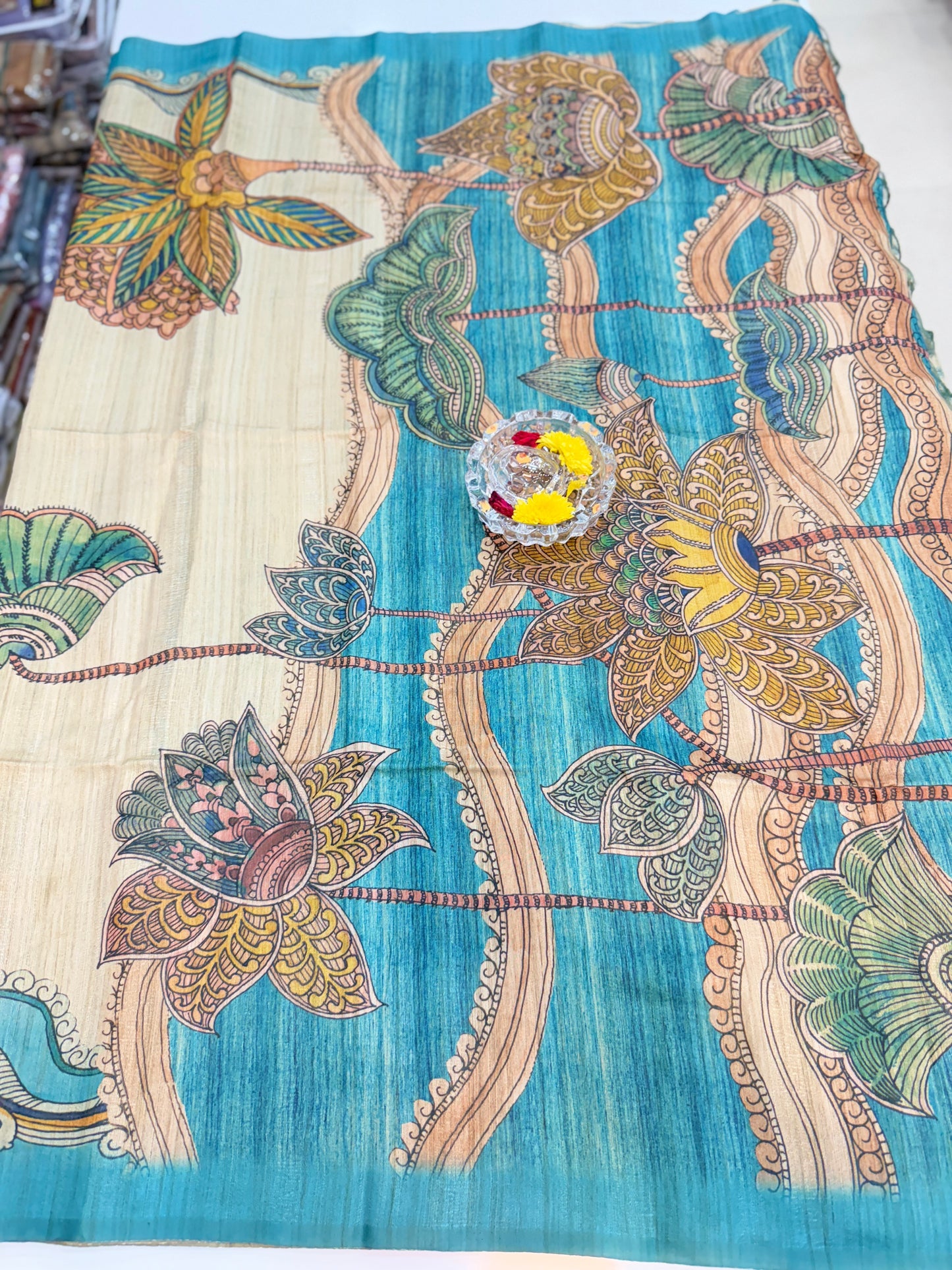 Silk Blend Printed Saree with Traditional Art Motifs and Glossy Texture – Festive Wear for Women