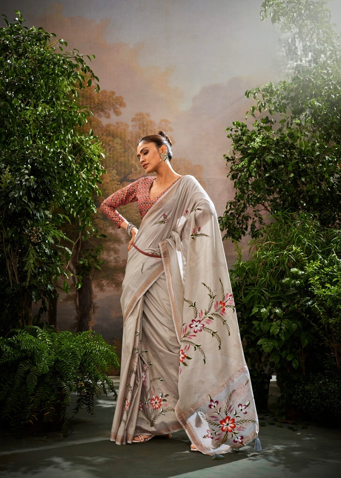 Soft Linen Tissue Saree with Hand Brush Print and Kalamkari Blouse – Festive and Wedding Wear