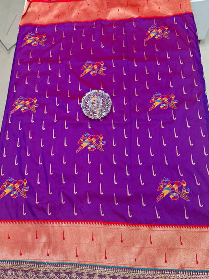 Paithani Lace Border Soft Silk Saree with Contrast Blouse for Women