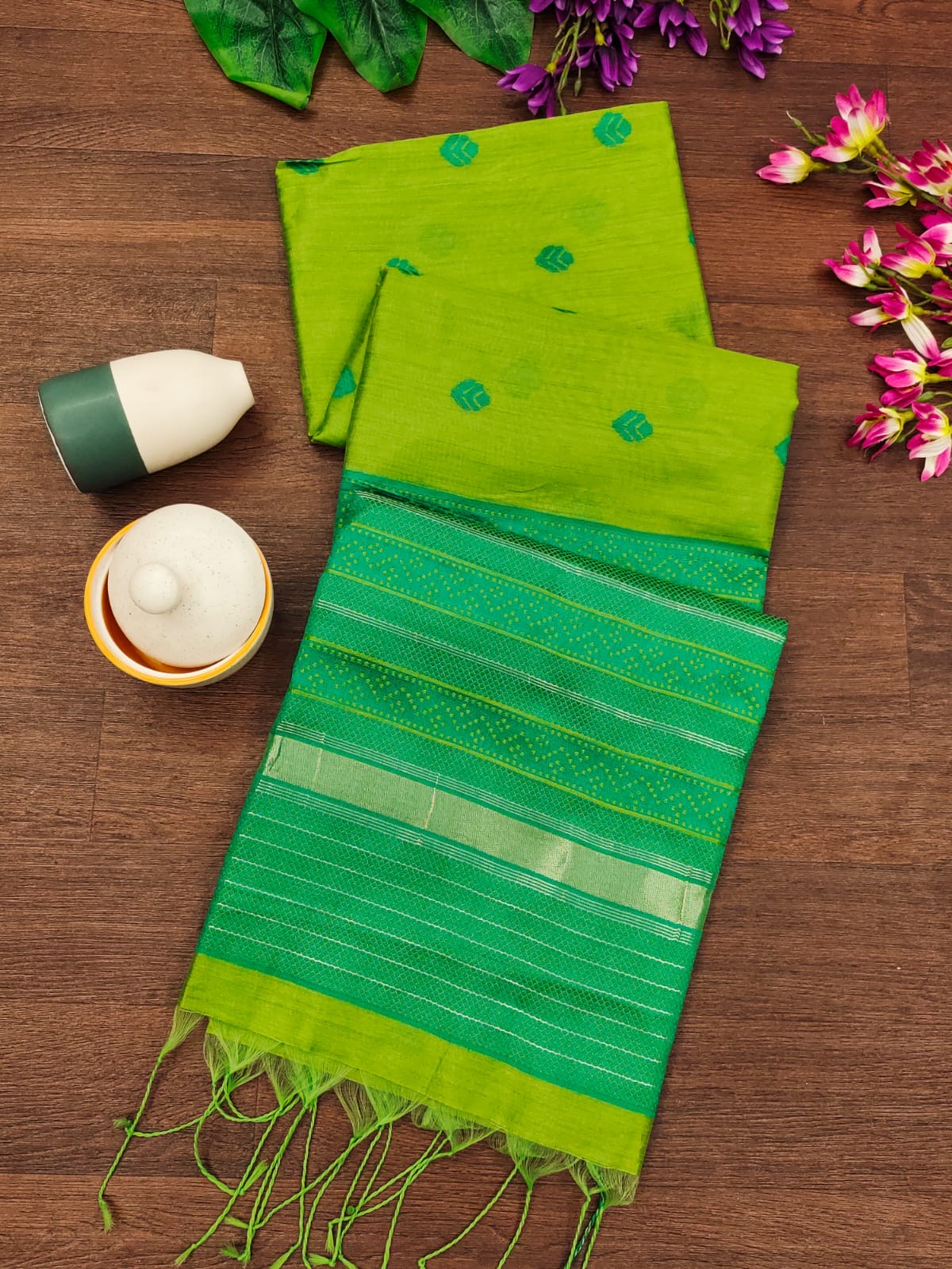 Regal Elegance Kaadi Raw Silk