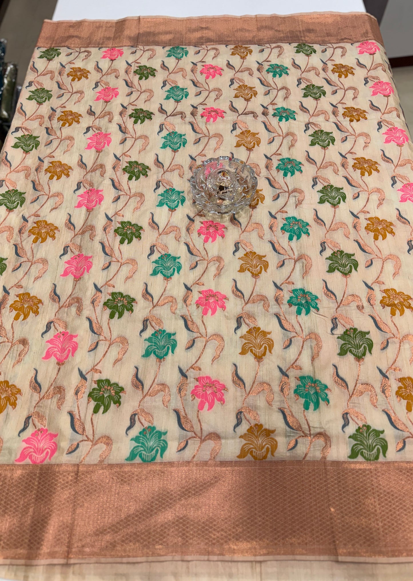 Soft silk saree with woven floral zari border and contrast pallu for women