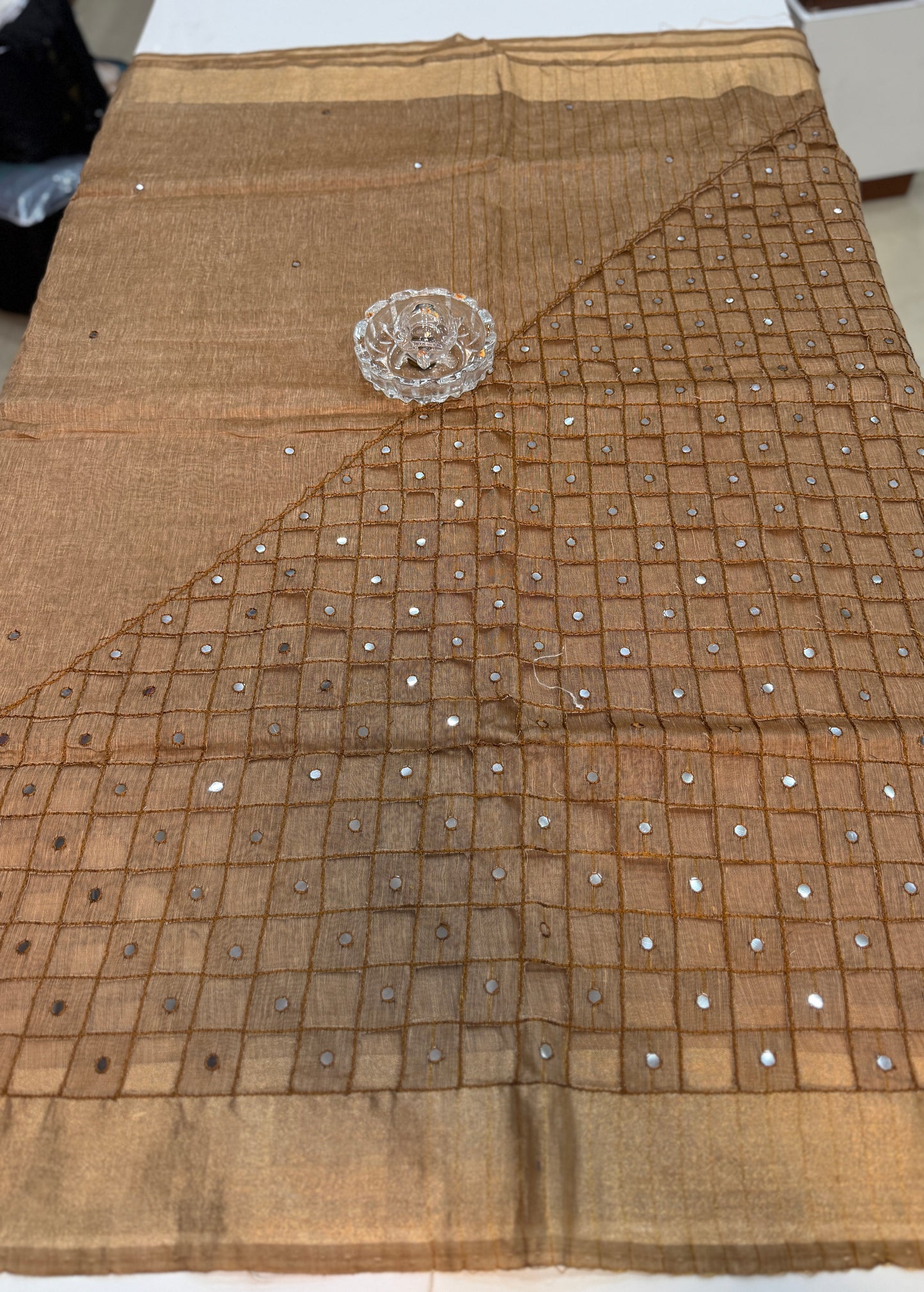 Pure Tissue 150 Count Linen Handloom Saree with Handwork and Running Blouse for Women