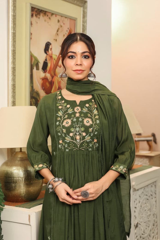 Mul Chanderi Kurta Pant Dupatta Set with Embroidery Work – Women’s Ethnic Wear (Sizes M–3XL)