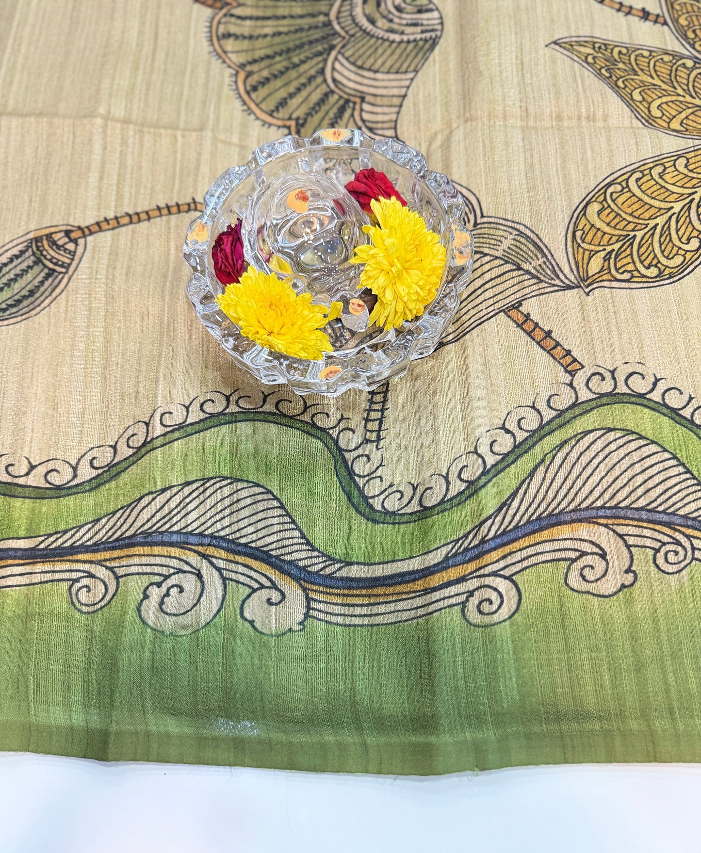 Silk Blend Printed Saree with Traditional Art Motifs and Glossy Texture – Festive Wear for Women