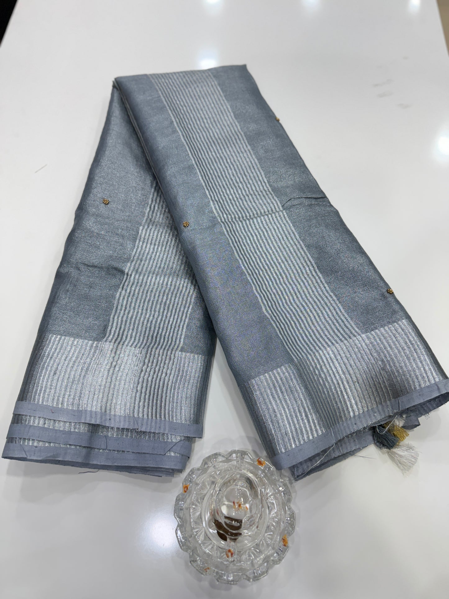 Pure Tissue 150 Count Linen Handloom Saree with Handwork and Running Blouse for Women