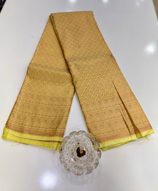 Bridal Soft Silk Saree with Jacquard Weaving & Contrast Border for Women