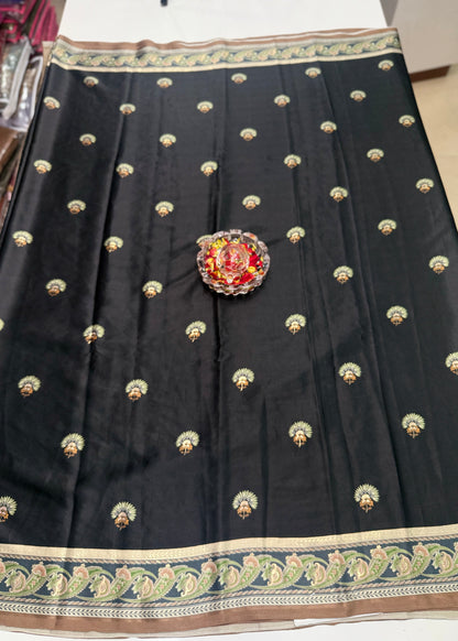 Printed Silk Saree with Matching Blouse – Lightweight Festive Saree for Women