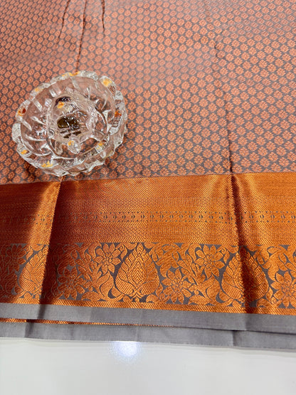 Soft Silk Saree with Traditional Zari Border and All-Over Weaving Design for Women