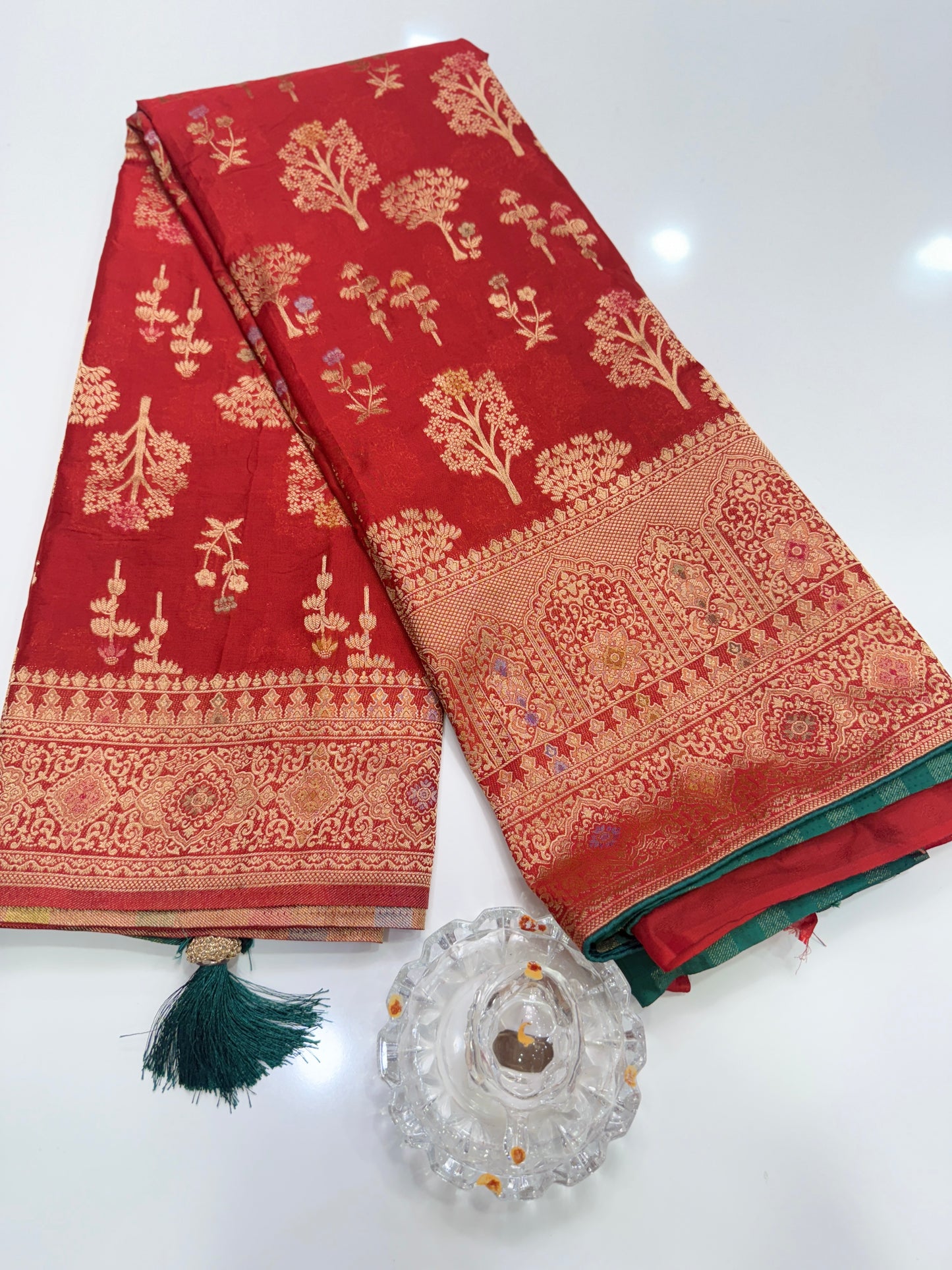 Soft Makhmal Silk Saree with 11-Shade Meenakari Weaving and Grand Pallu – Heritage Wedding Saree for Women