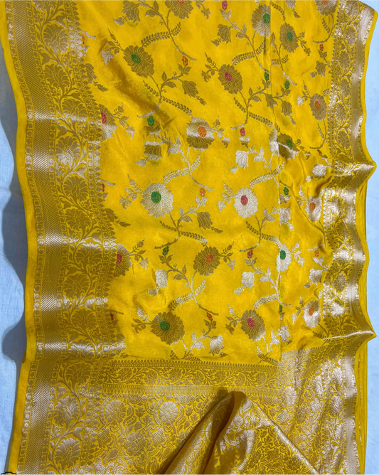 Banarasi Semi Dupion Silk Saree with Jaal Meenakari Design and Gold Zari Weaving Blouse Piece